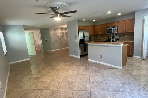 Touwnhouse à louer à Orlando, Floride: 3 chambres, 173.91 m2 № 2109666 - photo 6