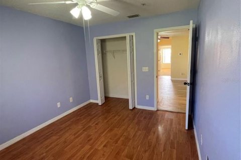 Touwnhouse à louer à Orlando, Floride: 3 chambres, 173.91 m2 № 2109666 - photo 2