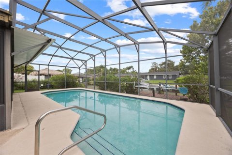 Casa en venta en Orlando, Florida, 3 dormitorios, 141.21 m2 № 1912586 - foto 15