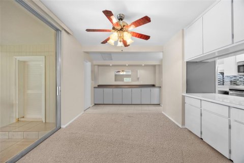 Casa en venta en Orlando, Florida, 3 dormitorios, 141.21 m2 № 1912586 - foto 19