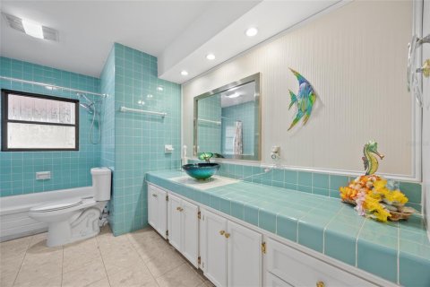 Casa en venta en Orlando, Florida, 3 dormitorios, 141.21 m2 № 1912586 - foto 16