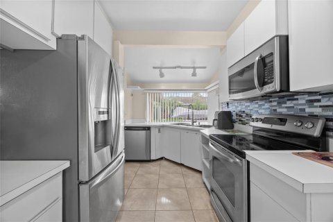 Casa en venta en Orlando, Florida, 3 dormitorios, 141.21 m2 № 1912586 - foto 5