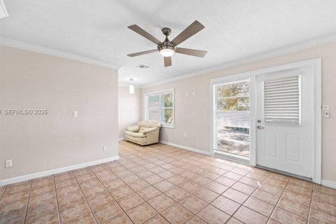 House in Port Charlotte, Florida 2 bedrooms № 2153582 - photo 11