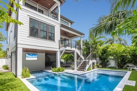 Villa ou maison à vendre à Anna Maria, Floride: 4 chambres, 196.58 m2 № 1747299 - photo 1