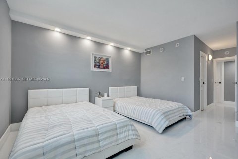 Copropriété à vendre à Sunny Isles Beach, Floride: 2 chambres, 139.82 m2 № 2035115 - photo 28