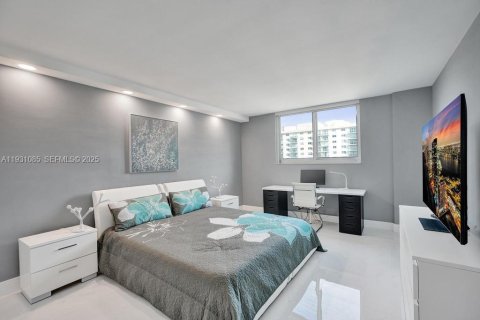 Copropriété à vendre à Sunny Isles Beach, Floride: 2 chambres, 139.82 m2 № 2035115 - photo 21