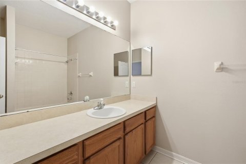 Townhouse in Tampa, Florida 2 bedrooms, 157.56 sq.m. № 2393491 - photo 16