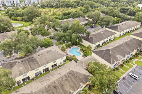 Townhouse in Tampa, Florida 2 bedrooms, 157.56 sq.m. № 2393491 - photo 23