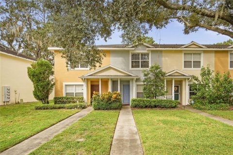 Townhouse in Tampa, Florida 2 bedrooms, 157.56 sq.m. № 2393491