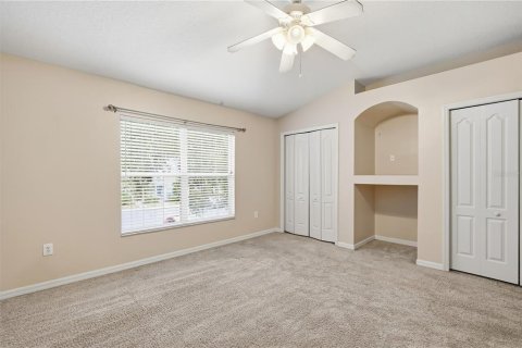 Townhouse in Tampa, Florida 2 bedrooms, 157.56 sq.m. № 2393491 - photo 15