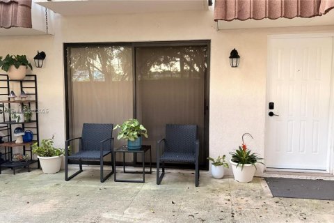 Adosado en alquiler en West Palm Beach, Florida, 2 dormitorios, 114.83 m2 № 1955094 - foto 4