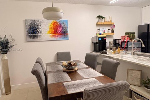 Adosado en alquiler en West Palm Beach, Florida, 2 dormitorios, 114.83 m2 № 1955094 - foto 10