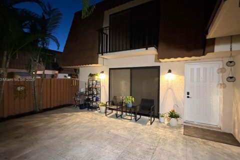 Adosado en alquiler en West Palm Beach, Florida, 2 dormitorios, 114.83 m2 № 1955094 - foto 7