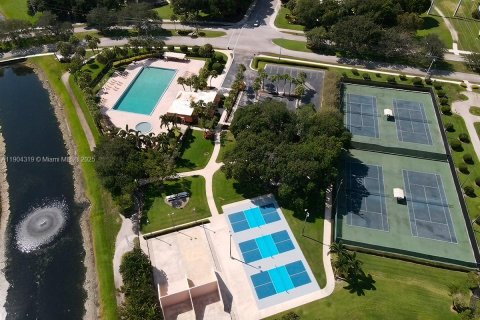 Adosado en alquiler en West Palm Beach, Florida, 2 dormitorios, 114.83 m2 № 1955094 - foto 22