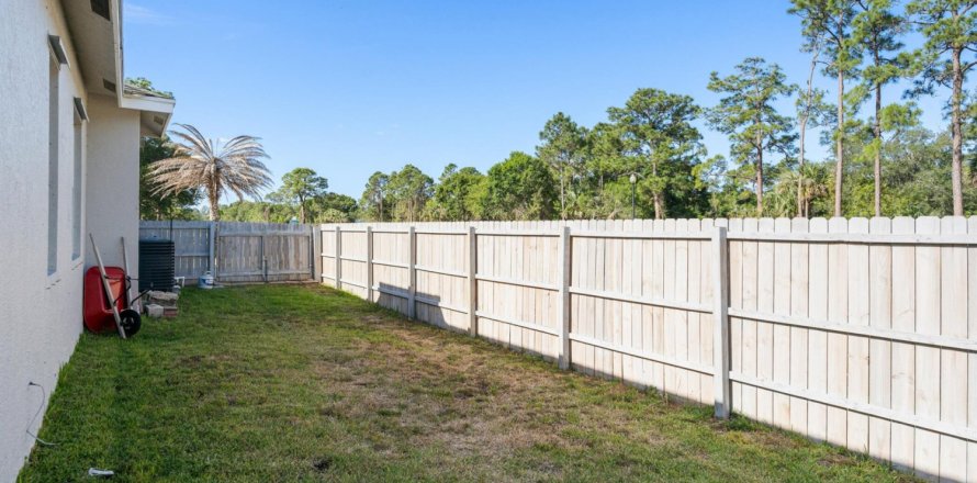 Villa ou maison à Fort Pierce, Floride 4 chambres, 263.84 m2 № 1163116