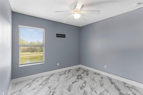 Casa en venta en Mulberry, Florida, 3 dormitorios, 214.7 m2 № 1575243 - foto 16
