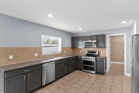 Casa en venta en Mulberry, Florida, 3 dormitorios, 214.7 m2 № 1575243 - foto 6