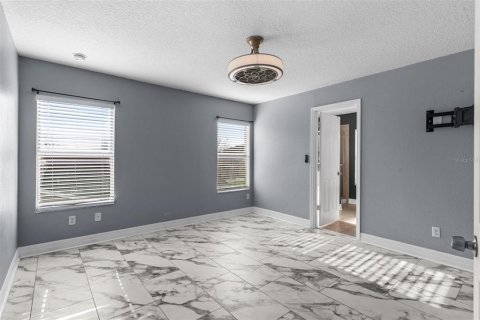 Casa en venta en Mulberry, Florida, 3 dormitorios, 214.7 m2 № 1575243 - foto 9