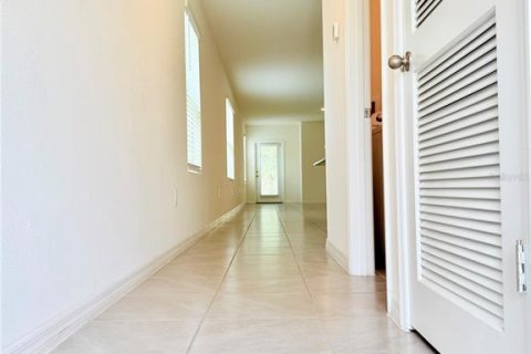 House in Davenport, Florida 4 bedrooms, 151.71 sq.m. № 2230865 - photo 6