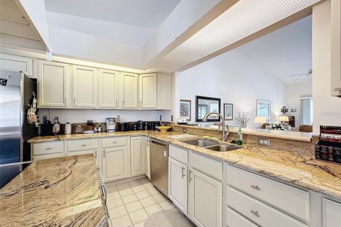 Condominio en venta en Oldsmar, Florida, 2 dormitorios, 177.44 m2 № 1529463 - foto 16