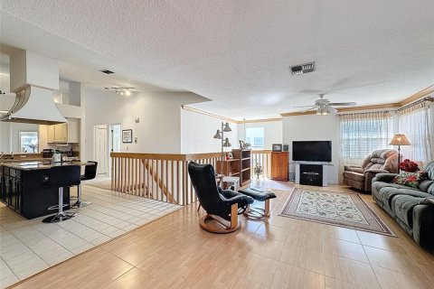 Condominio en venta en Oldsmar, Florida, 2 dormitorios, 177.44 m2 № 1529463 - foto 12