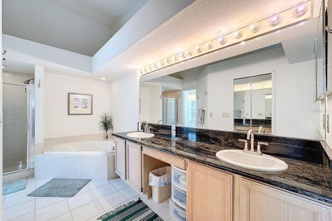 Condominio en venta en Oldsmar, Florida, 2 dormitorios, 177.44 m2 № 1529463 - foto 29