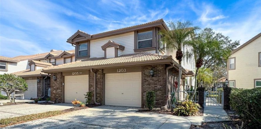 Condominio en Oldsmar, Florida, 2 dormitorios  № 1529463