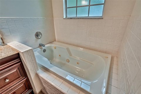 Adosado en venta en Gainesville, Florida, 2 dormitorios, 130.06 m2 № 1248066 - foto 24