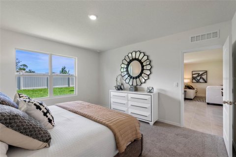House in Haines City, Florida 3 bedrooms, 155.33 sq.m. № 1914378 - photo 26