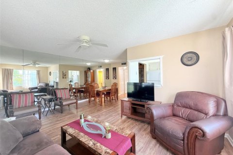 Copropriété à vendre à Deerfield Beach, Floride: 1 chambre, 65.59 m2 № 2084581 - photo 3