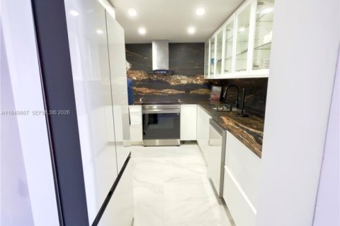 Снять в аренду кондоминиум в Санни-Айлс-Бич, Флорида 1 спальня, 66.89м2, № 2005668 - фото 15