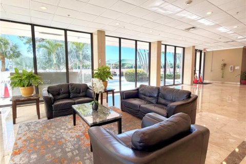 Снять в аренду кондоминиум в Санни-Айлс-Бич, Флорида 1 спальня, 66.89м2, № 2005668 - фото 25