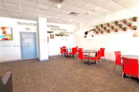 Снять в аренду кондоминиум в Санни-Айлс-Бич, Флорида 1 спальня, 66.89м2, № 2005668 - фото 24