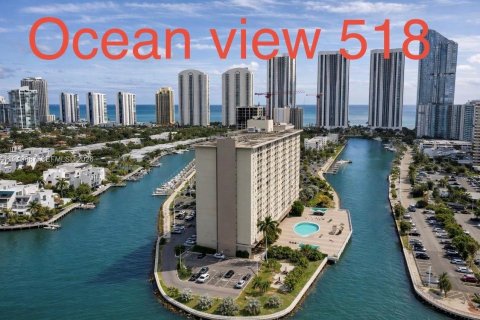 Кондоминиум с 1 спальней в Санни-Айлс-Бич, Флорида № 2005668