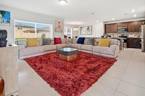 Villa ou maison à louer à Wesley Chapel, Floride: 5 chambres, 242.94 m2 № 2435115 - photo 17