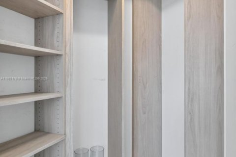 Купить кондоминиум в Майами, Флорида 3 спальни, 155.7м2, № 2020569 - фото 28