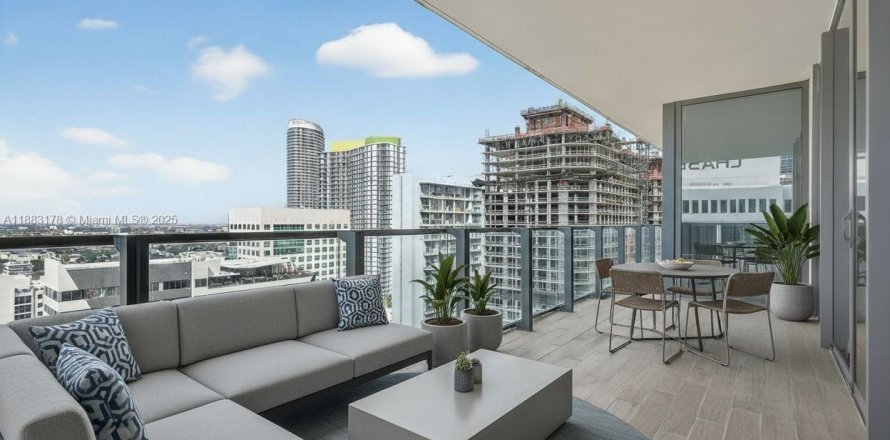 Кондоминиум с 3 спальнями в Майами, Флорида № 2020569