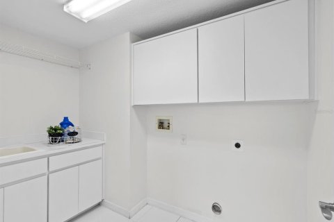 Villa ou maison à vendre à New Port Richey, Floride: 3 chambres, 175.4 m2 № 2113280 - photo 20