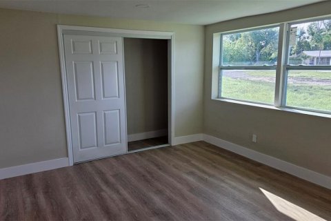 Casa en venta en North Fort Myers, Florida, 3 dormitorios, 130.9 m2 № 1915280 - foto 17