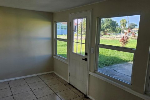 Casa en venta en North Fort Myers, Florida, 3 dormitorios, 130.9 m2 № 1915280 - foto 22
