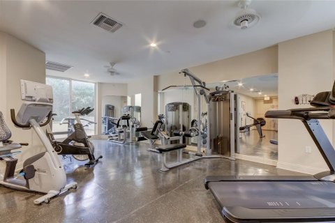 Condo in Clearwater, Florida, 2 bedrooms  № 2394353 - photo 10