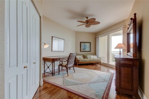 Condo in Clearwater, Florida, 2 bedrooms  № 2394353 - photo 11
