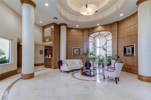 Condo in Clearwater, Florida, 2 bedrooms  № 2394353 - photo 4