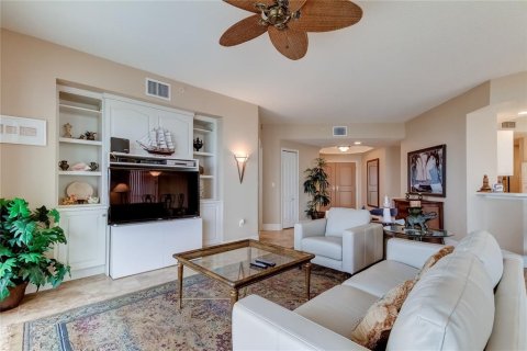 Condo in Clearwater, Florida, 2 bedrooms  № 2394353 - photo 7