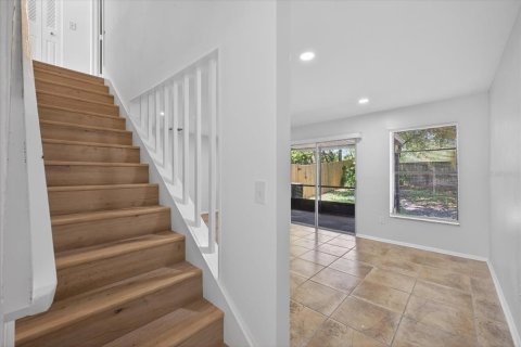 House in Tampa, Florida 2 bedrooms, 97.55 sq.m. № 2122781 - photo 13