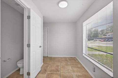 House in Tampa, Florida 2 bedrooms, 97.55 sq.m. № 2122781 - photo 11
