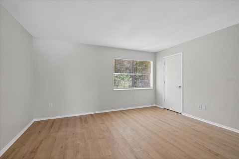 House in Tampa, Florida 2 bedrooms, 97.55 sq.m. № 2122781 - photo 7
