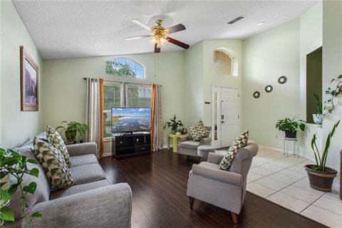 Casa en venta en Orlando, Florida, 4 dormitorios, 195.28 m2 № 2384225 - foto 4