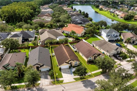 Casa en venta en Orlando, Florida, 4 dormitorios, 195.28 m2 № 2384225 - foto 2