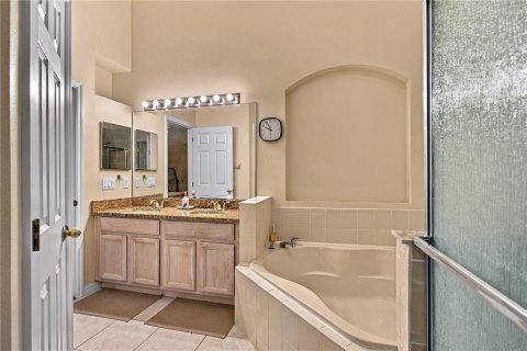 Casa en venta en Orlando, Florida, 4 dormitorios, 195.28 m2 № 2384225 - foto 23